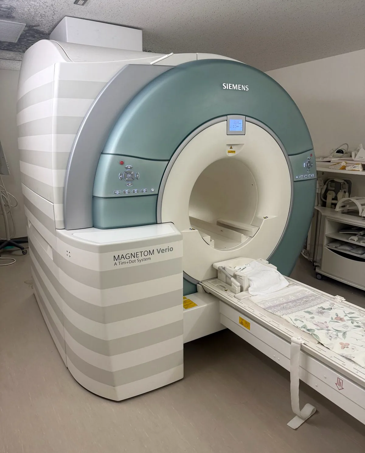 Siemens MAGNETOM Verio MRI system