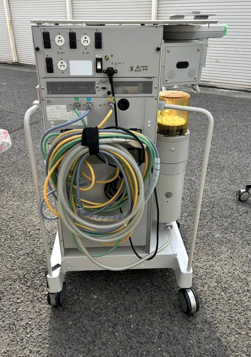 Supporting medical equipment prepared for handling